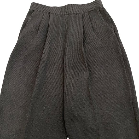St. John Basics pleated Front Knit Pants, Size 6 - Picture 2 of 7